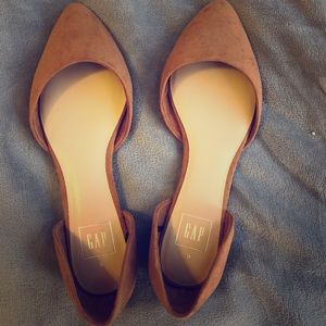 Camel GAP ballet flats, never worn